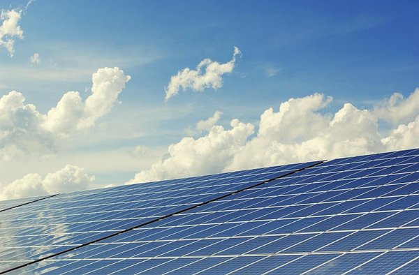 Panneau solaire photovoltaïque : votre guide pour un avenir vert